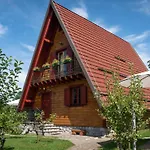 Runolist Mountain - 3 With Pool & Near Risnjak *