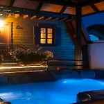 Runolist Mountain - 3 With Pool & Near Risnjak Σαλέ