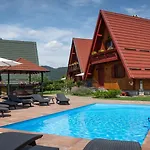 Runolist Mountain - 3 With Pool & Near Risnjak Crni Lug