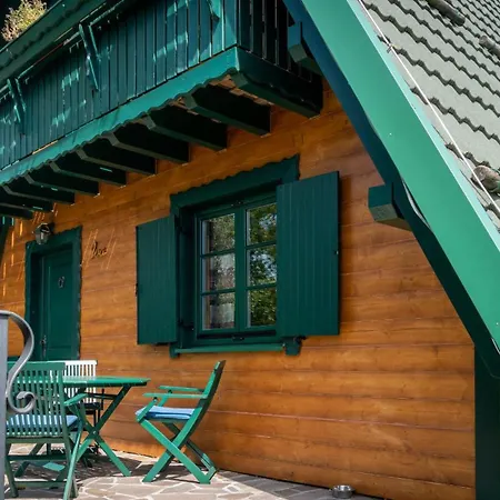 Runolist Mountain - 3 With Pool & Near Risnjak * Crni Lug