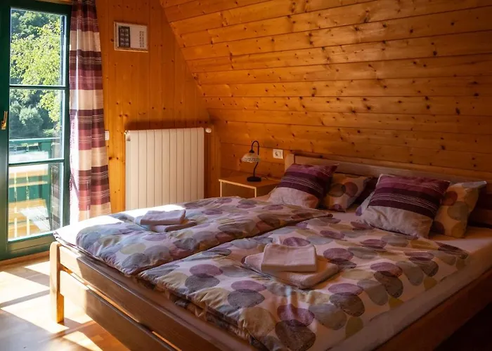 Horská chata Runolist Mountain - 3 With Pool & Near Risnjak *