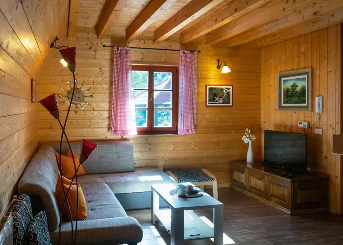 Runolist Mountain - 3 With Pool & Near Risnjak Crni Lug