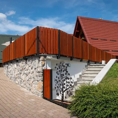 Runolist Mountain - 3 With Pool & Near Risnjak Crni Lug
