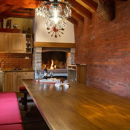 Runolist Chalet Crni Lug