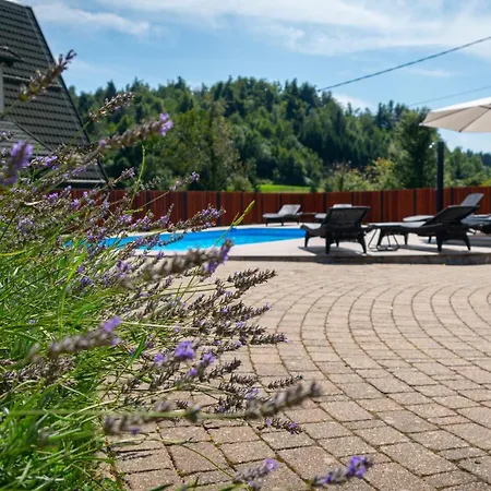 Runolist Mountain - 3 With Pool & Near Risnjak Crni Lug